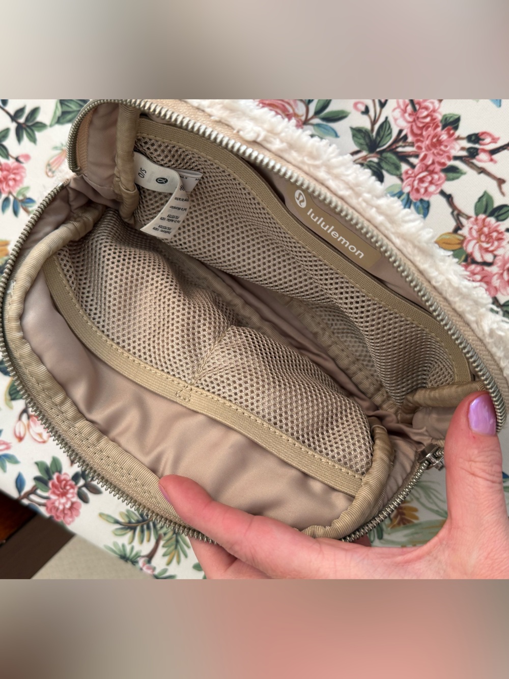 Everywhere Belt Bag in Plush Fleece - Picture 8 of 11